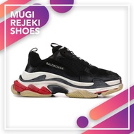 BNIB Sepatu Pria Hype BALENCIAGA Triple S Sneaker ORIGINAL 02