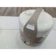 ELECTROLUX  E4RC1-350B  1.8L UltimateTaste 300 Rice Cooker