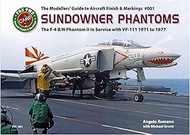 Wingman Model Double Ugly! Sanddowner Phantom VF-111 F-4B/N Phantom II 1971-1977 Photo Book WMMFTC00