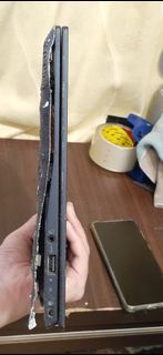 acer Swift5 5 SF514-54GT-57N3 i5-1035G1 MX250 8G/512G 14吋超輕薄筆電 功能都正常使用 已重置 狀況: 機況差如圖