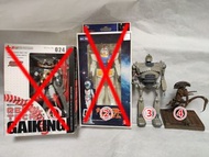 [價錢請看內文] ①山口式 024 ガイキング [L.O.D Ver] (新大空魔龍 鎧王) (sold) / ②機動戰士 高達 Sound Warrior RX-78-2  (sold)/ ③鐵巨人