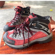 High-top shoes size 38