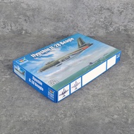 Pesawat Model Pemasangan Sangkakala 1:72 China Ilyushin 28 Hound Light Bomber 01604