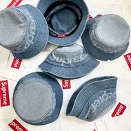 Supreme 漁夫帽