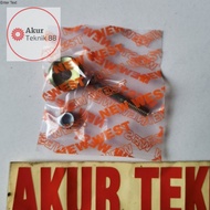 ORIGINAL NEW WEST 070 chainsaw handle handlebar bolt