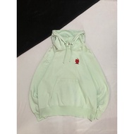 Uniqlo global hoodie