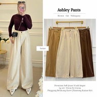 Asley Pants Pants by Satine Realpict