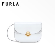 FURLA กระเป๋าสะพายผู้หญิง รุ่น SFERA S CROSSBODY ROUND สี PANNA