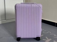 Rimowa Essential Lite 輕量行李箱