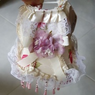 Elegant floral lace light cover + light bulb