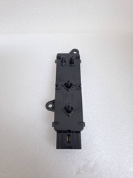 สวิทซ์ปรับเบาะหน้าขวา NISSAN NAVARA D23 NP300 87016-4HA0A SWITCH ASSY-FRONT SEAT D23
