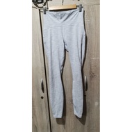 Lululemon train times dot 4