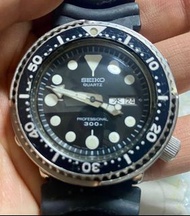 Seiko tuna 300m 7549-7010 dive watch