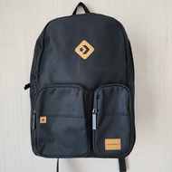 Converse กระเป๋า รุ่น Alfreco out backpack สีดำ