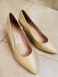 Viva circus nude 色 兩吋高踭鞋