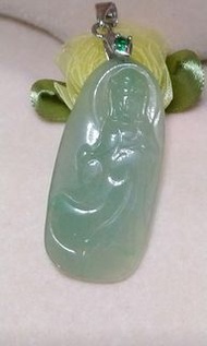 翡翠~(緬料)冰糯晴底~觀音吊咀