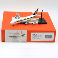 1: 400 JC Wings Alloy Airplane Model Singapore Airlines B747-200 9V-SQO