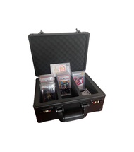 กล่องเก็บการ์ดสติกเกอร์สปอร์ตแบบพกพาพร้อมบล็อก BGS Pokemon Yu-Gi-Oh Magic the Gathering PSA Grading 