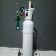 Tabung oksigen 1m3 , isi kosong lengkap dengan trolly