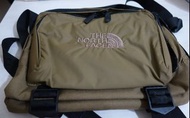 【全新】The North Face 紫標棕色 側背包-NN7305N