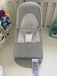 （少用超新淨）babybjorn bouncer 搖搖椅連Taf toys 吊飾玩具（可夾嬰兒車兩用）