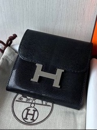 Hermes 黑銀蜥蜴皮constance康康短夾錢包，尺寸13*12，框P刻，98新，五金一點正常使用，配件塵袋盒