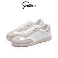 Corolla รองเท้าแฟชั่นสตรีดูดซับแรงกระแทกรองเท้าแบนรองเท้าลำลองต้านเชื้อแบคทีเรีย สีขาว กันน้ำ อเนกปร