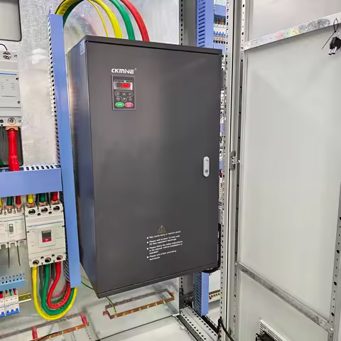 110kW 100kW Solar Power Inverter 3 Phase 380V MPPT Off Grid Variable Frequency DC AC Drive Water Pum