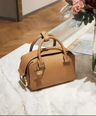 Delvaux Cool Box Nano Bag Mini 手袋 盒子 粒紋小牛皮 單肩斜挎手提包 超迷你 女款 焦糖棕色 | AA0567-AQY0-ADNDO | 全新正牌正貨