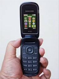 Handphone Samsung Flip e1272 Dual Sim lipat