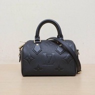 Speedy 20 可拆卸肩帶 黑色 皮革C 晶片