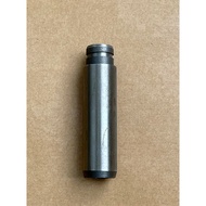 HINO EH700 Valve Cover