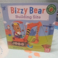 [Bizzy Bear Board Book] Building Site (with sliders and to push and pull)