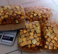 Coklat Piramid silverqueen 1kg