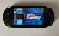 PSP1000 IPS屏幕(有電池) + 16GB SD Card + Memory Stick卡套 + USB充電線