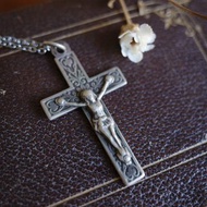 古董法國黑銀花卉十字架耶穌基督教會宗教項鍊 A187