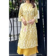 4-panel ao dai s-m hoa trang vang with beige pants