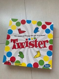 集體遊戲twister LAU LAU樂