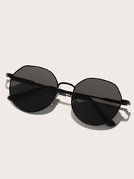 金屬幾何框時尚太陽眼鏡，黑色鏡片，適用於派對、裝扮和禮物贈送。復古風格。