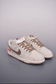 Supreme x Nike SB Dunk Low