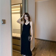 LUNAáo girl phố nữ Váy 2025 Mới Slim Fit Dệt kim Sling Vest Váy dài nữ trung bình dài bên trong váy 