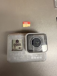 GoPro Hero 5 Camera with 64GB SanDisk Extreme SD Card