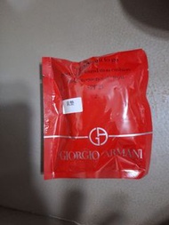 Giorgio Armani 輕透亮絲柔粉餅