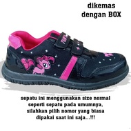 Sepatu Sekolah Anak Perempuan Karakter KUDA PONY Warna Hitam Ping Perekat Usia PAUD TK SD SMP-KIDZTU
