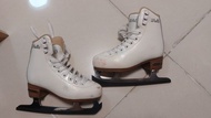 Bauer Waltz 溜冰鞋 尺寸 27