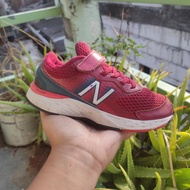 New Balance Kids 680 V6 Absorb Red Sneakers