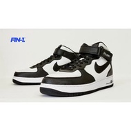 【Fin-1.】Nike Air Force 1’07 Mid Stussy Light Bone Black