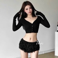 Beautiful stretchy low-rise short fur shorts
