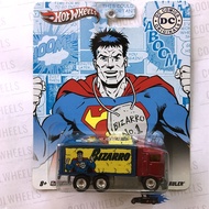 Hot Wheels 2011 Nostalgic DC Comics Hiway Hauler (Bizarro)