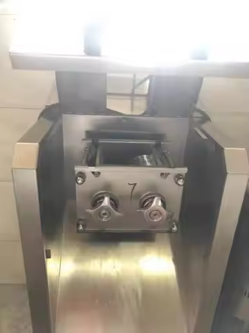 Commercial Meat Slicer Stainless Steel Meat Cutter Fresh Beef Mutton Meat Cutter Slice and shred